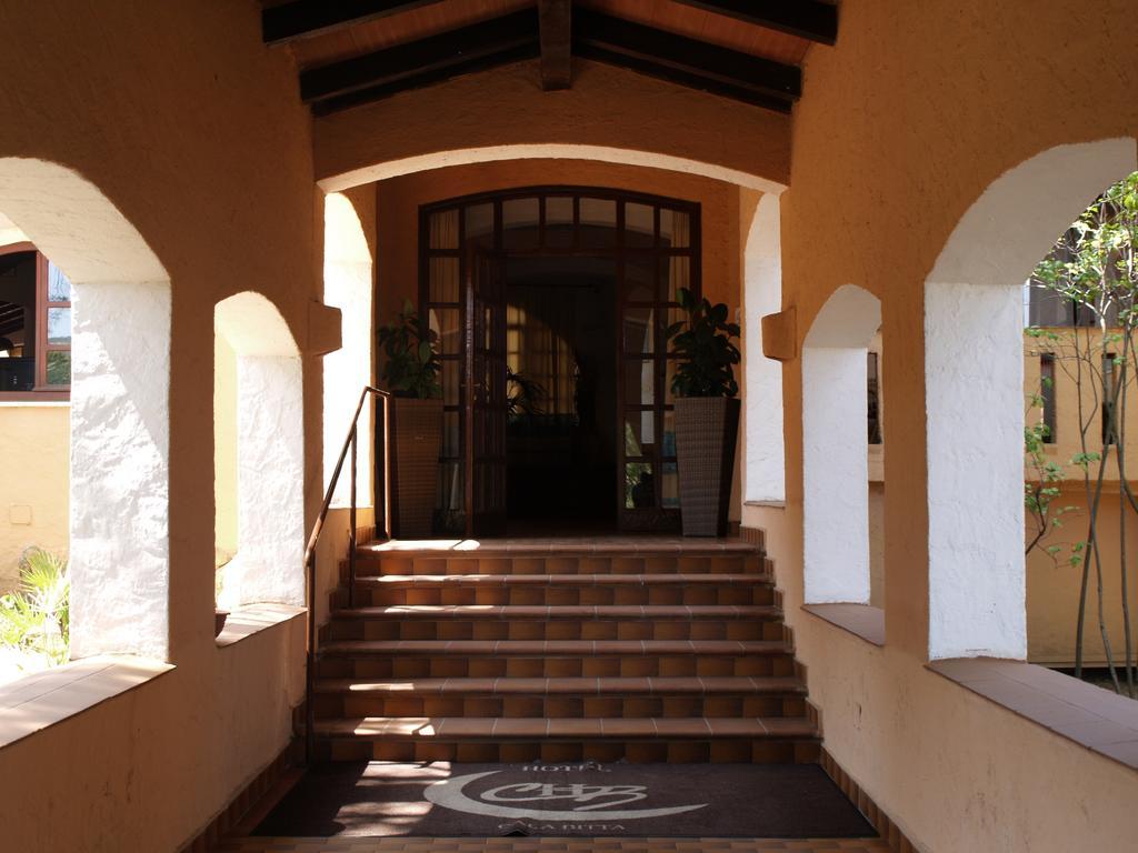 Club Esse Cala Bitta Hotel Baja Sardinia Exterior photo